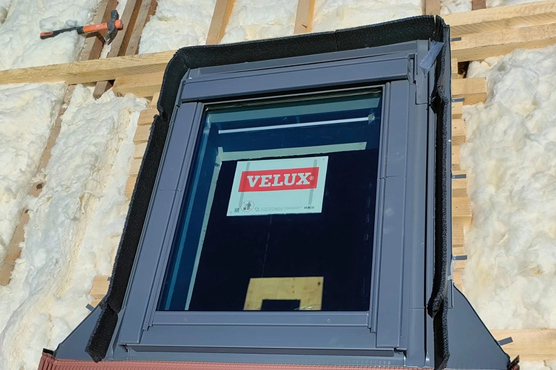 Installation d'une fenêtre de toit Velux à Forcalquier